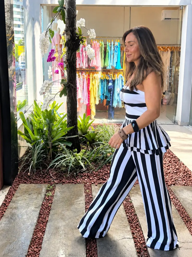 Conjunto de Modal Listrado Preto e Branco