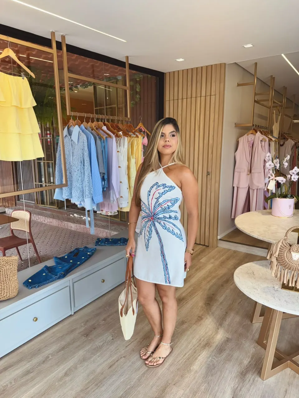 VESTIDO CURTO